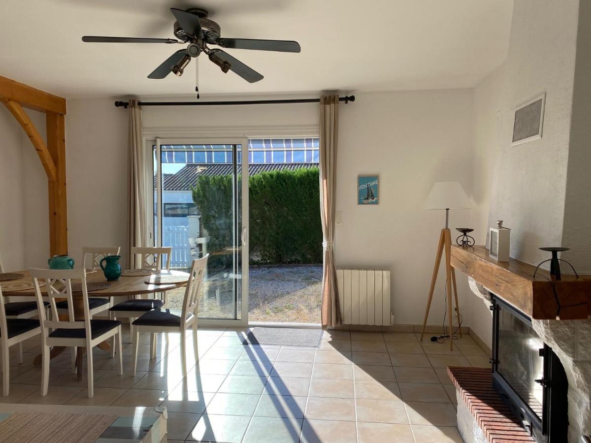 Maison Vendeenne A 10 Min De La Mer Avrille  Экстерьер фото